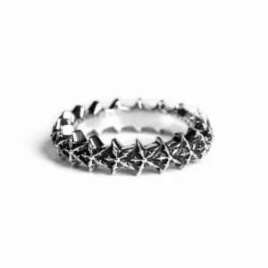 5-Sided Star Loop – Unique and Bold Star-Shaped Jewelry Design